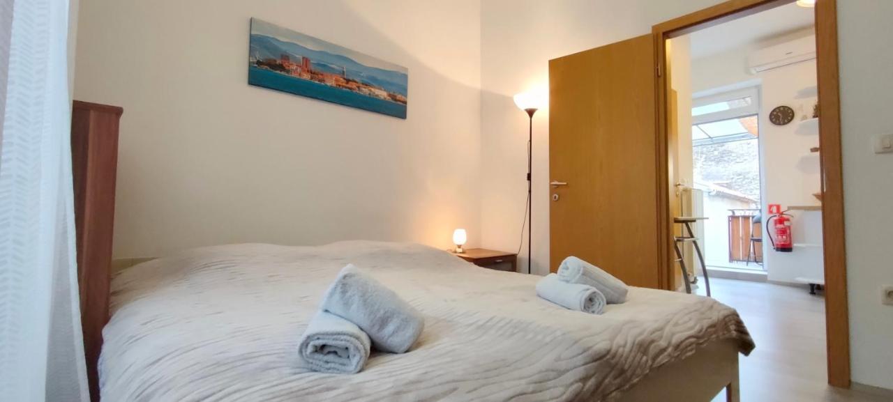 Apartma Gust Koper Apartment ภายนอก รูปภาพ